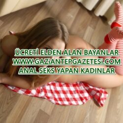 Hareketli Müzik Eşliğinde Sevişen Escort